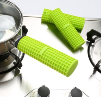 Why Buying Silicone Pot Holder Instead Of Plastic Pot Handle Holder Is Better