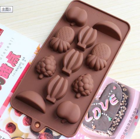 Can I Make Chocolate In A Silicone Chocolate Mold?