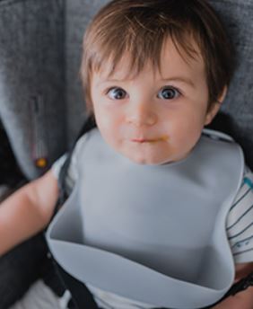 Functions Of Baby Bibs With Food Catcher
