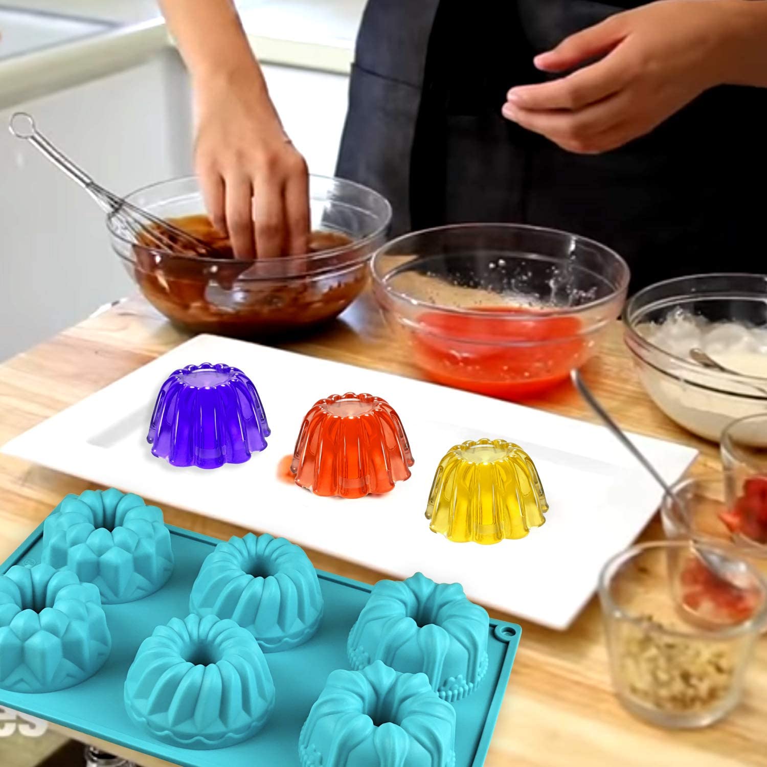 Feature For The Bundt Cake Silicone Pan
